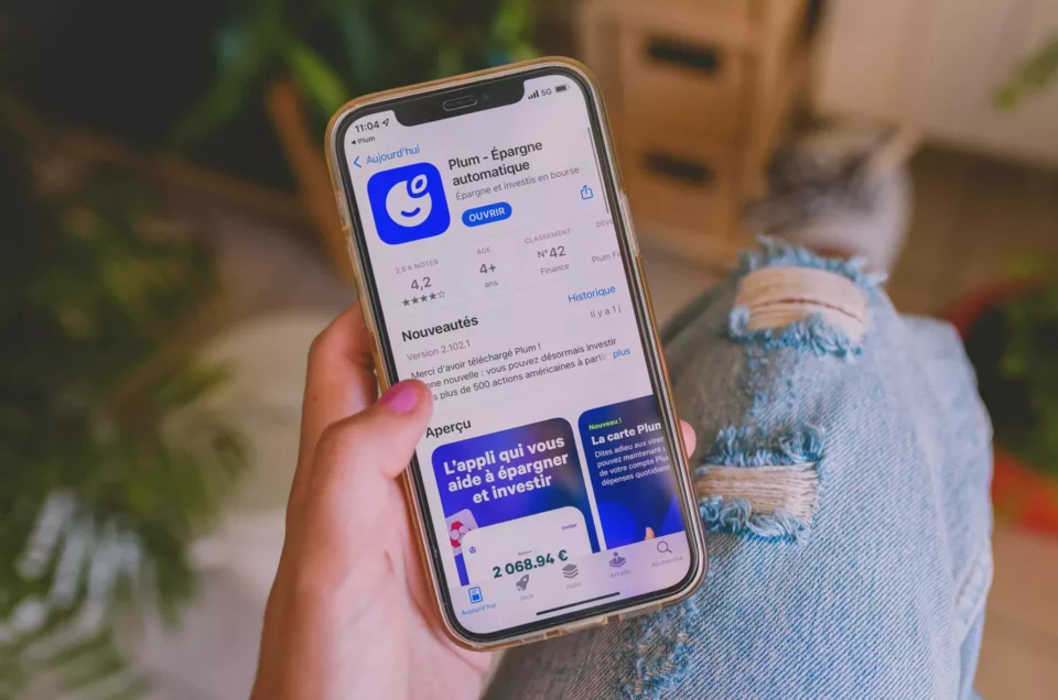 Economiser et payer ses prochains voyages avec l&rsquo;aide de l&rsquo;application Plum