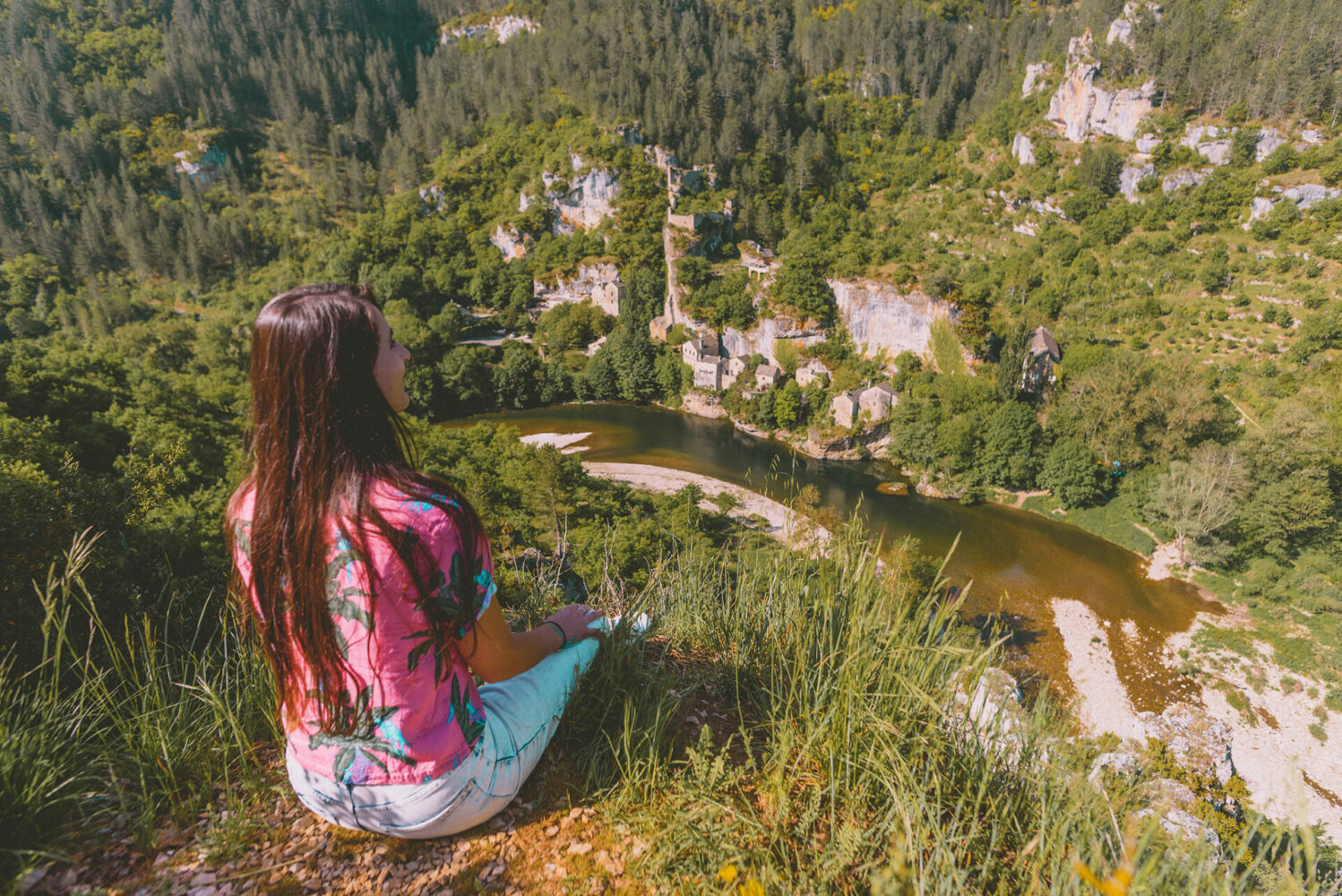 Vue sur le hameau de Castelbouc