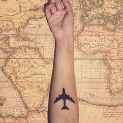 tatouage-voyage-avion1
